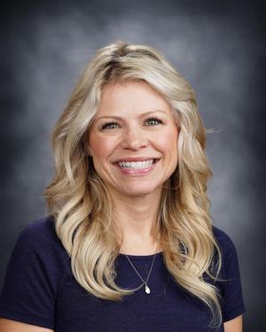 Holmquist, Jennifer